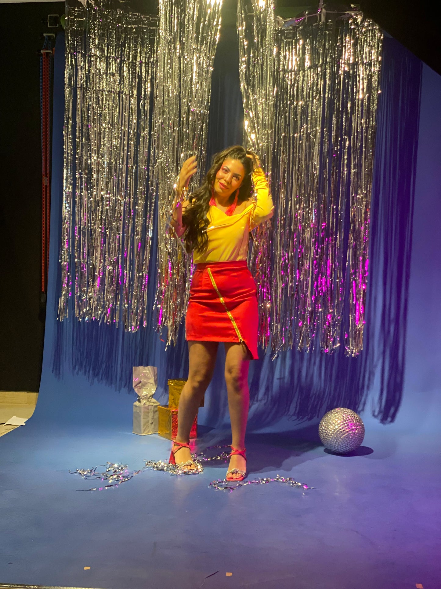 Sharp Daze Asymmetric Top