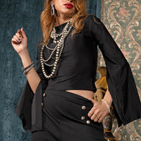 Basic Top With Opened Sleeves
